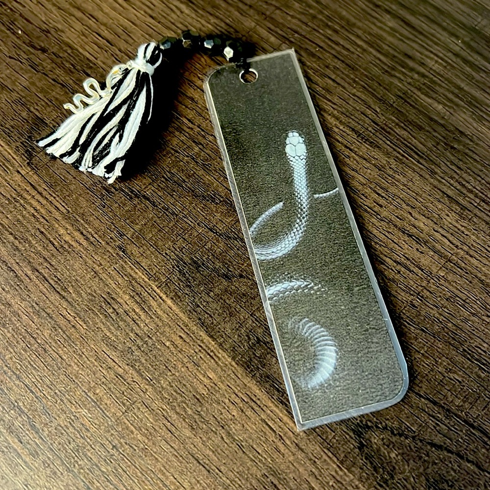 Taylor Swift Bookmark - Picture 2 of 2